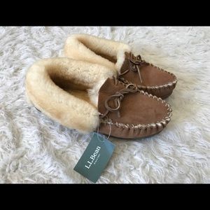 LL BEAN Shearling slippers